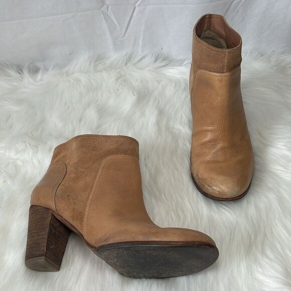 Kate Spade Luckie Tan Leather/Suede Distressed Booties Sz 8 - Picture 1 of 10